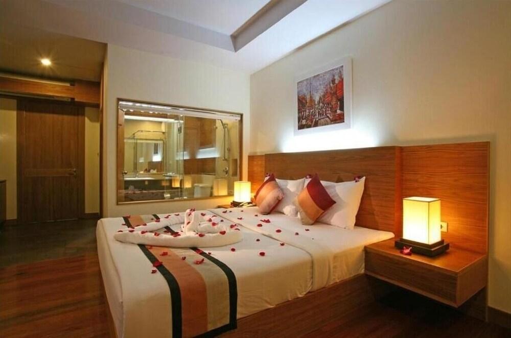 Baan Saikao Plaza Hotel & Service Apartment Ко Чанг Экстерьер фото